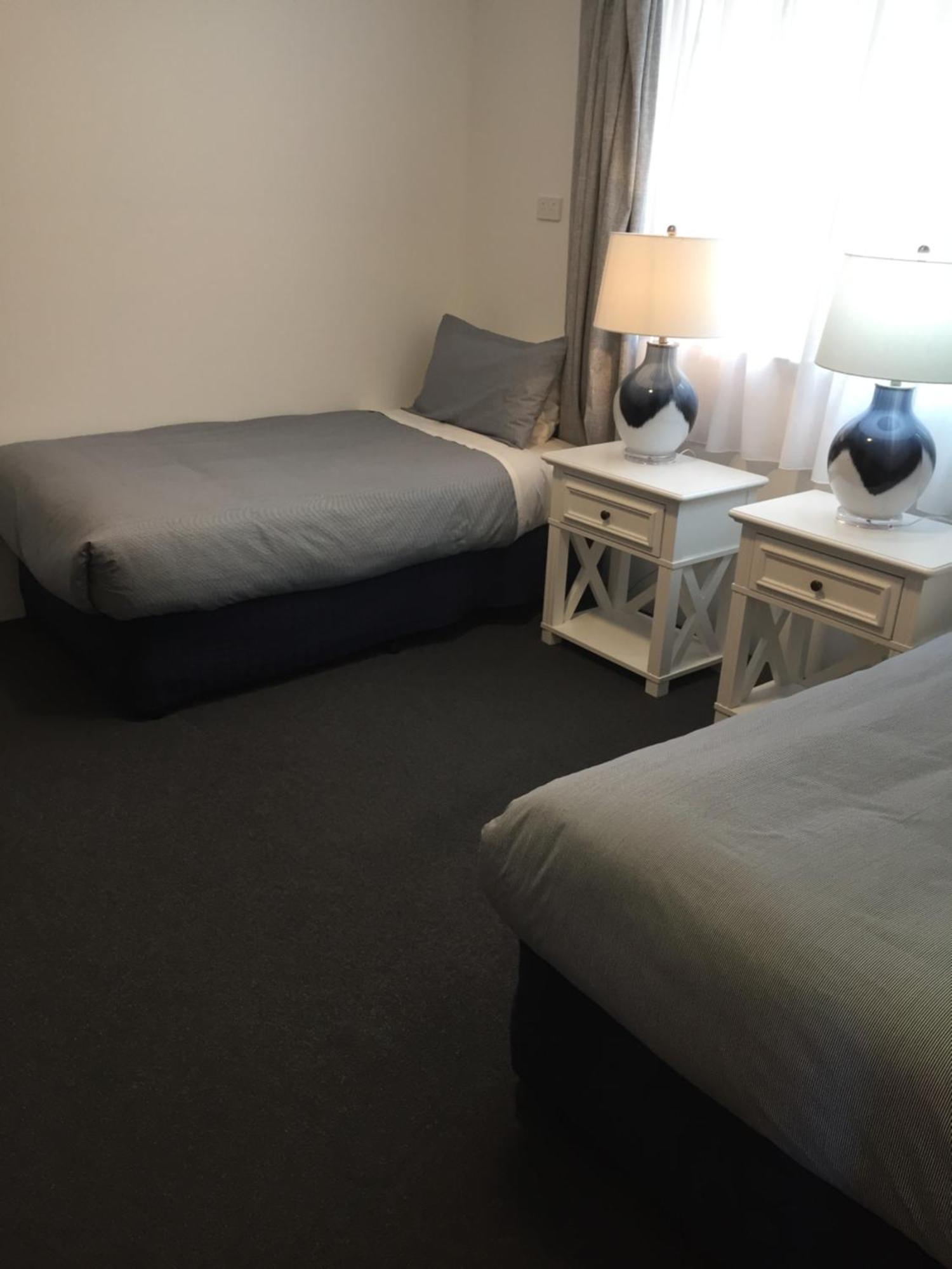 Regatta Point Tavern & Holiday Villas Strahan Luaran gambar